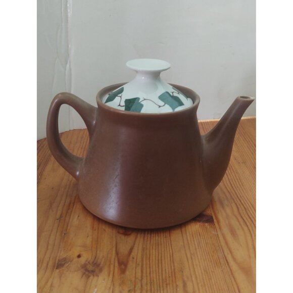 Vintage Ceramic Teapot with ivy leaf lid design, 1960s Oven King Italy - Picture 1 of 14